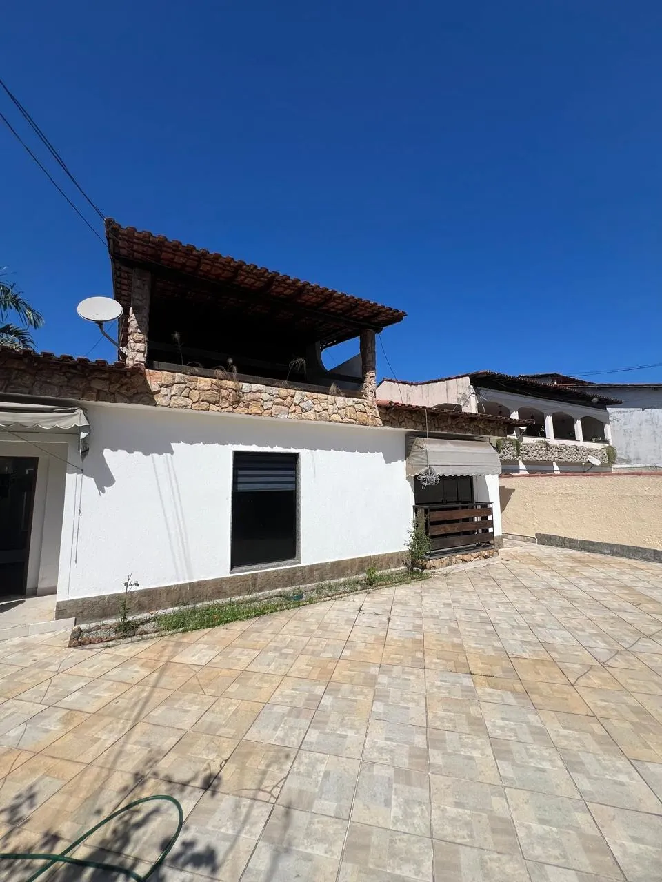 House with 3 bedrooms, 4 bathrooms and 5 parking spaces — photo 13