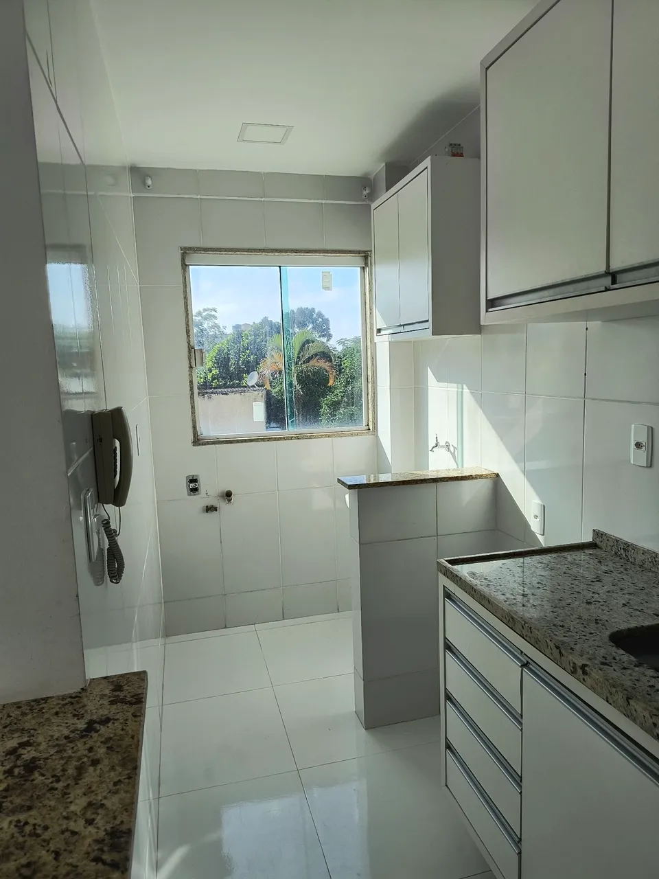 43 m² apartment with a balcony and a closed kitchen — photo 7