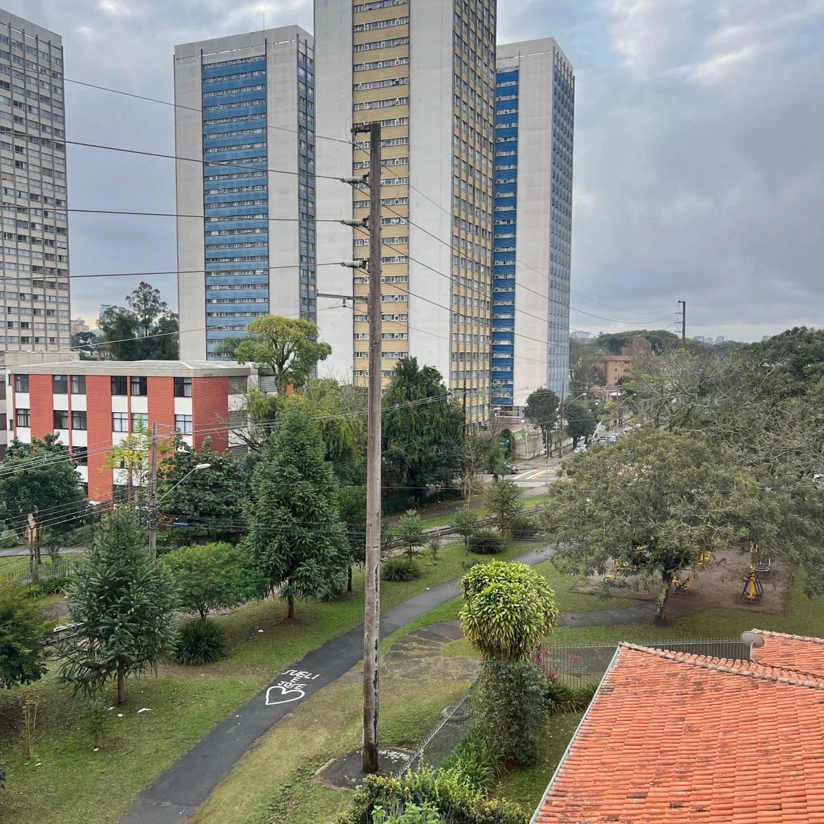 One-bedroom apartment with a park view in Curitiba — photo 8