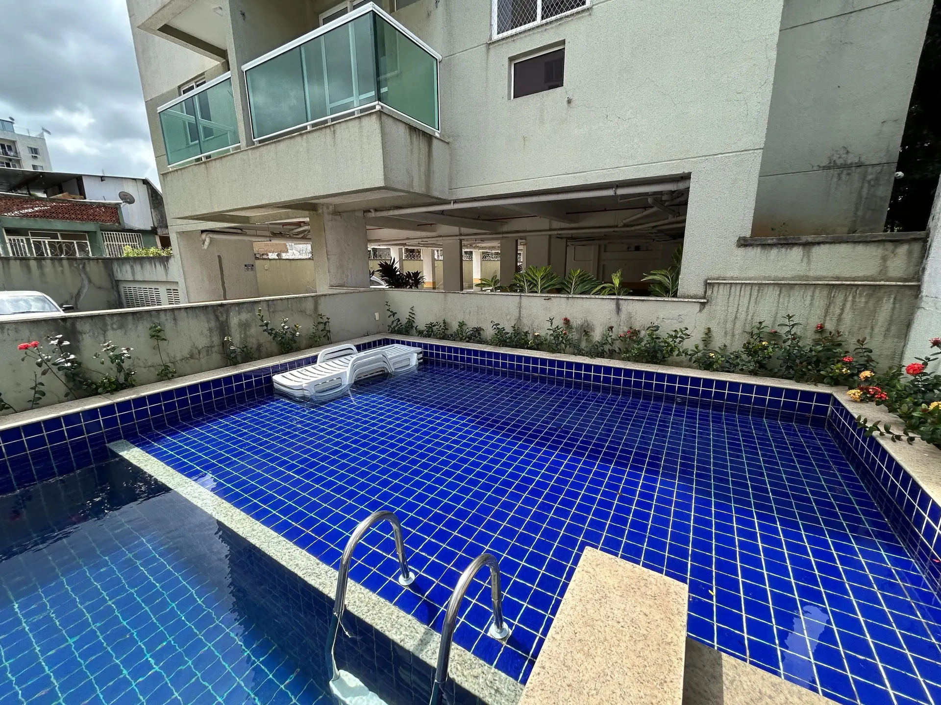 2-bedroom apartment with a mountain view in Rio de Janeiro — photo 19