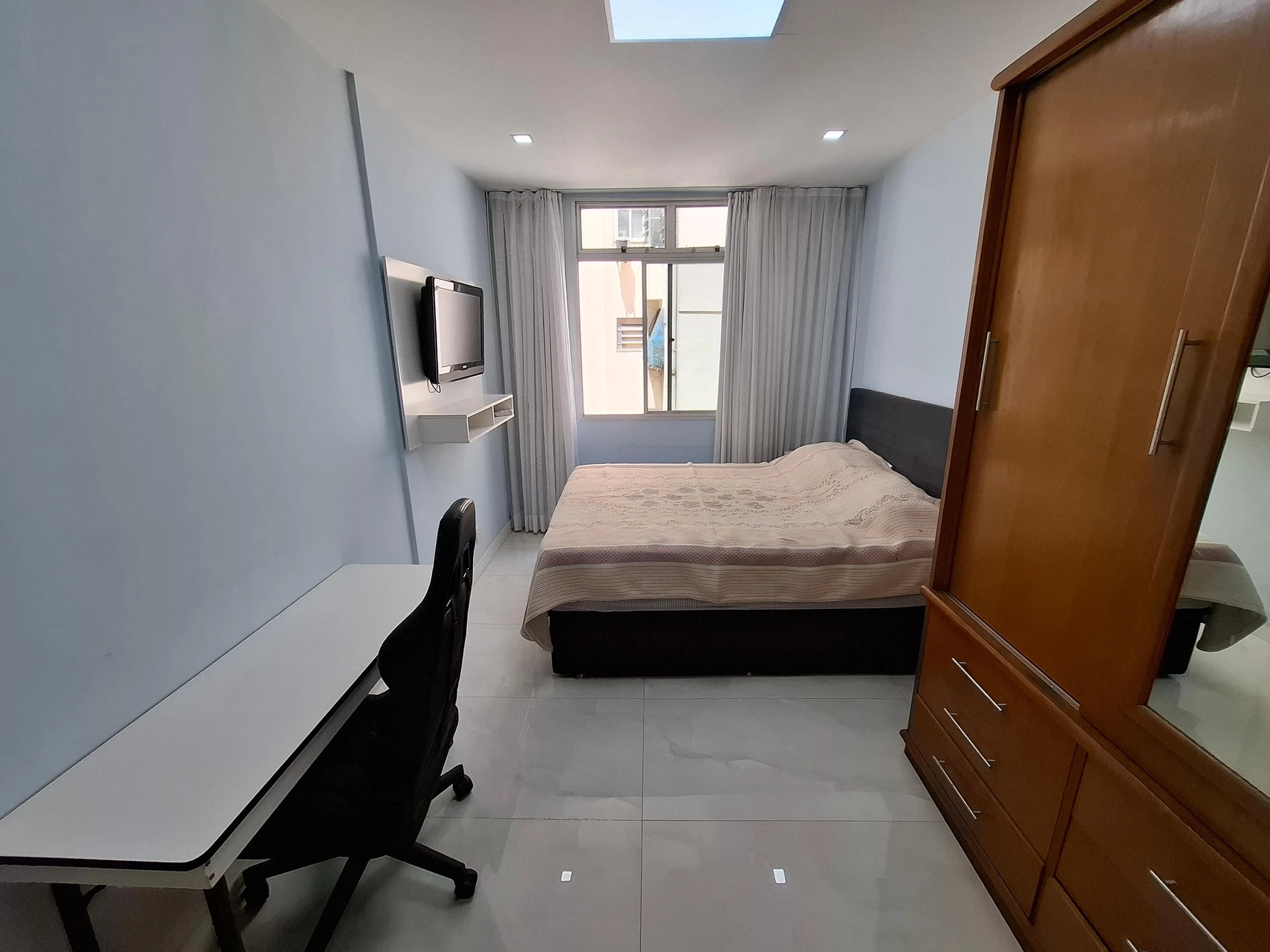 2-bedroom apartment with a home office — photo 9