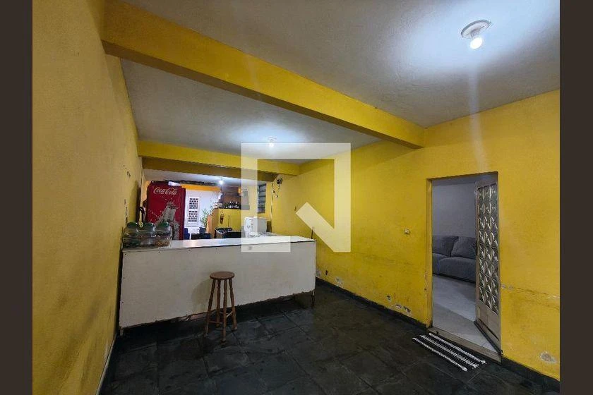 Furnished 240 m² house with 5 bedrooms and 5 bathrooms — photo 28