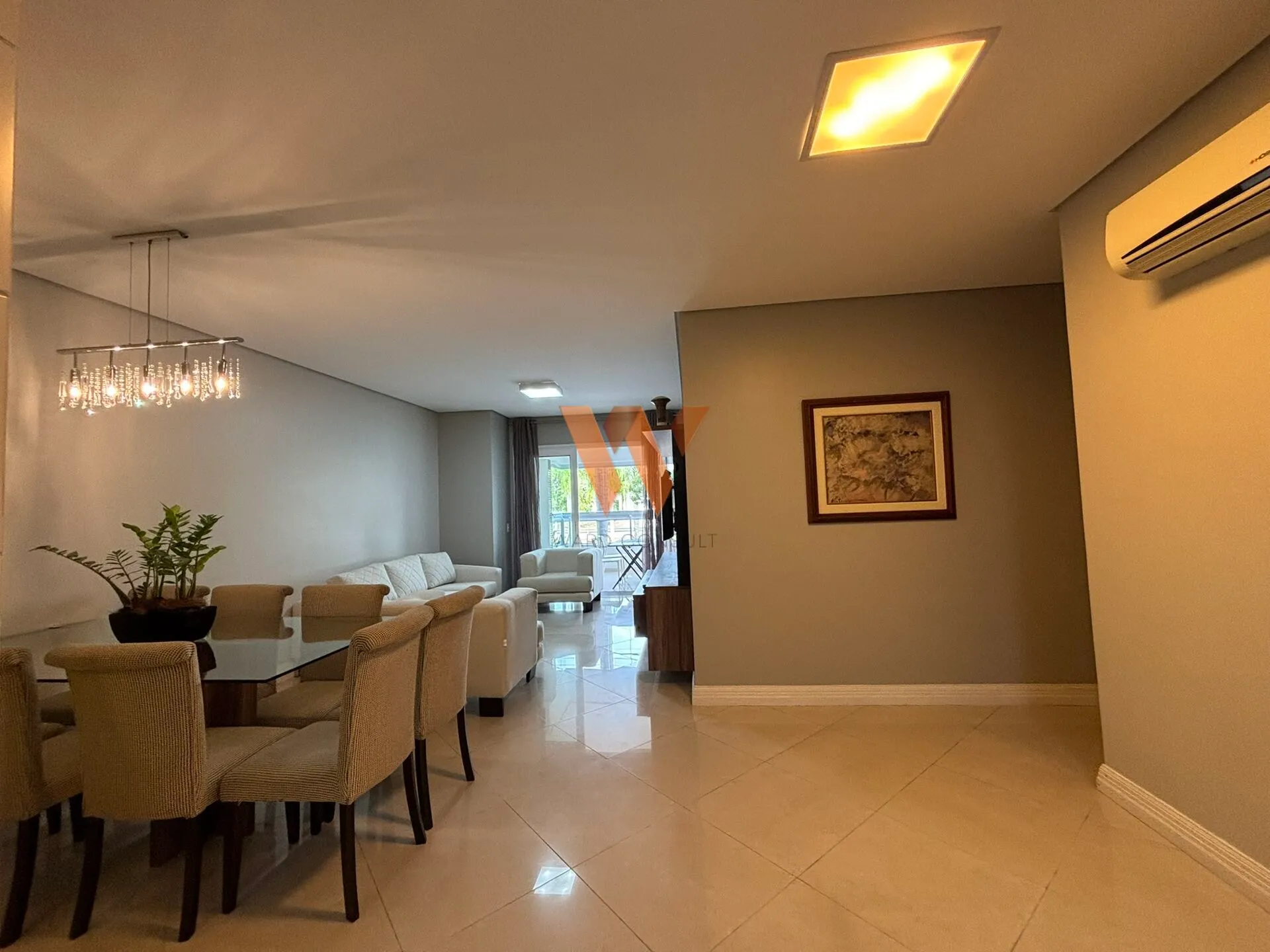 Furnished apartment with 3 en-suites and 236 m² — photo 7