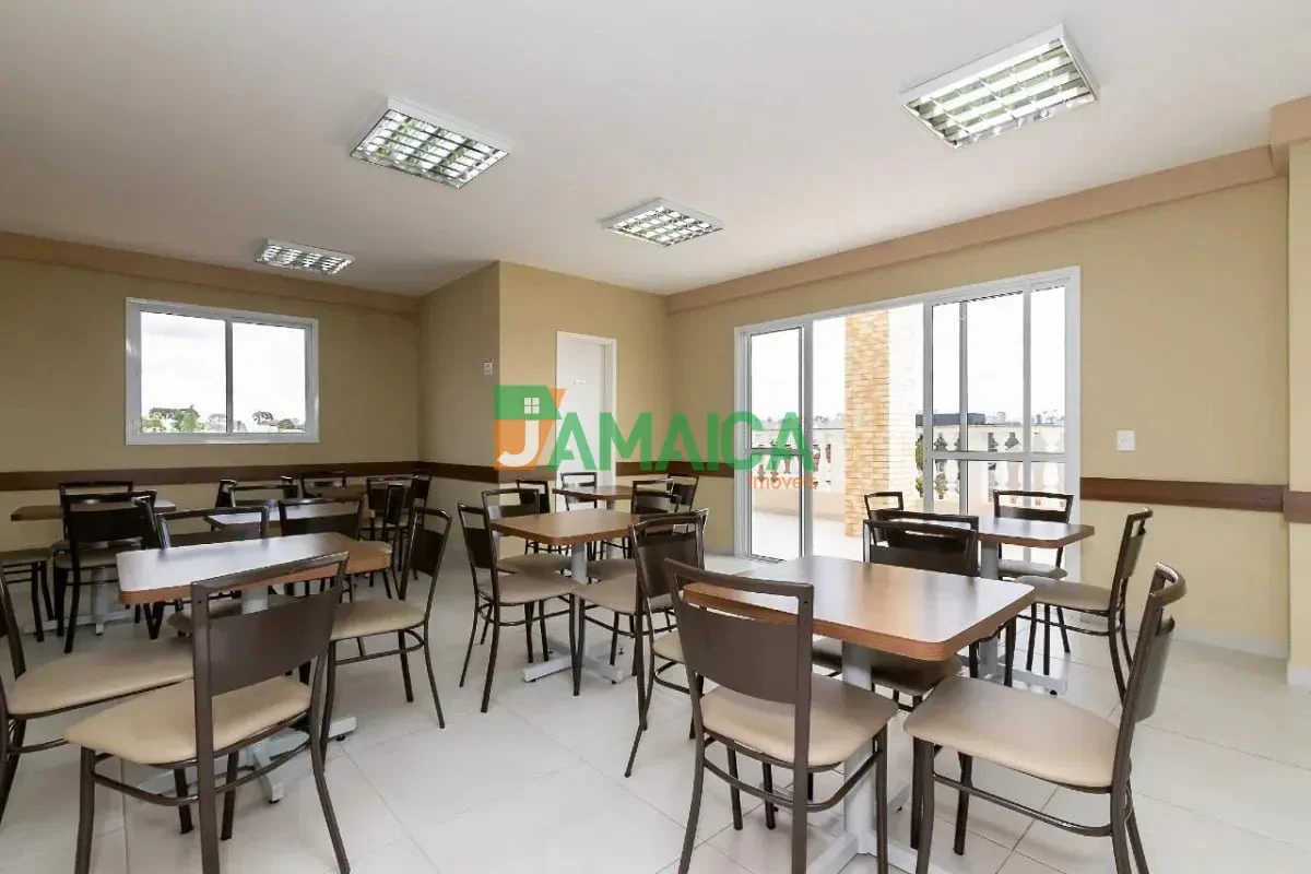 Balcony with a grill in a 2-bedroom apartment, 52 m² — photo 24