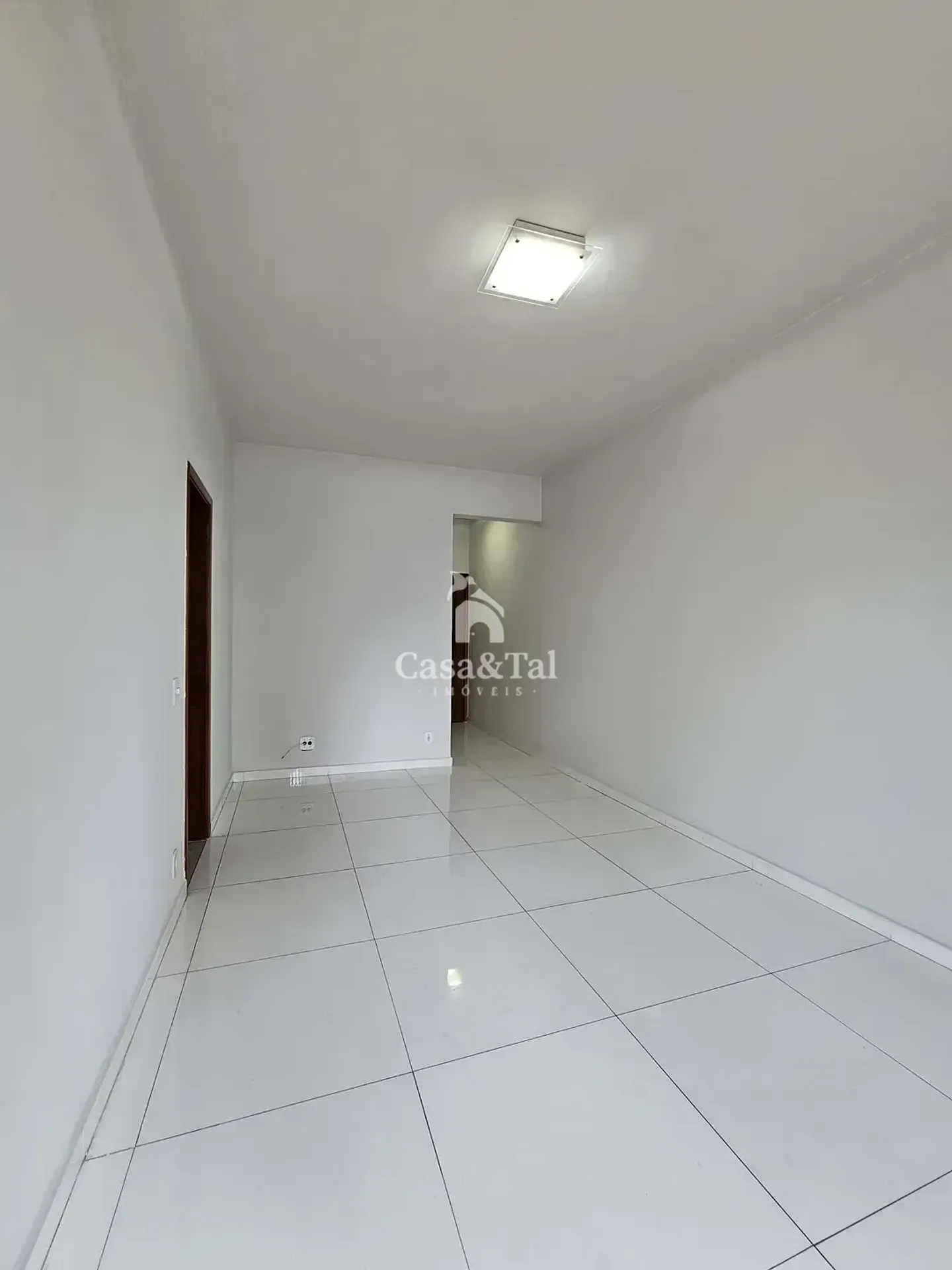 Unfurnished apartment with air conditioning and 3 bedrooms — photo 13