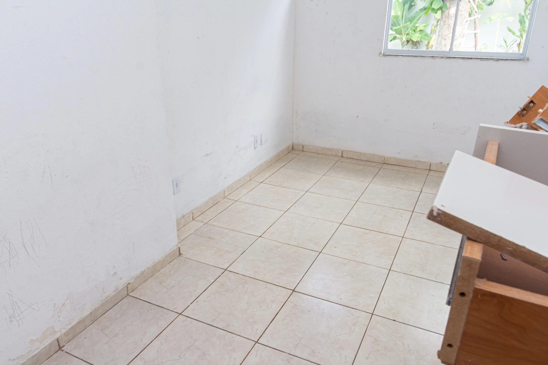 Studio with private laundry area and private garden — photo 22