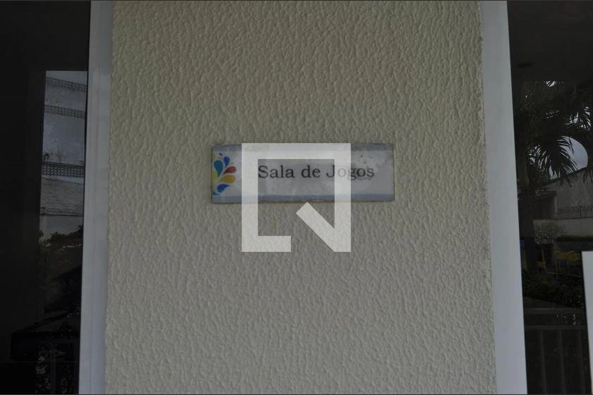 2-bedroom apartment in a building with a gym — photo 45