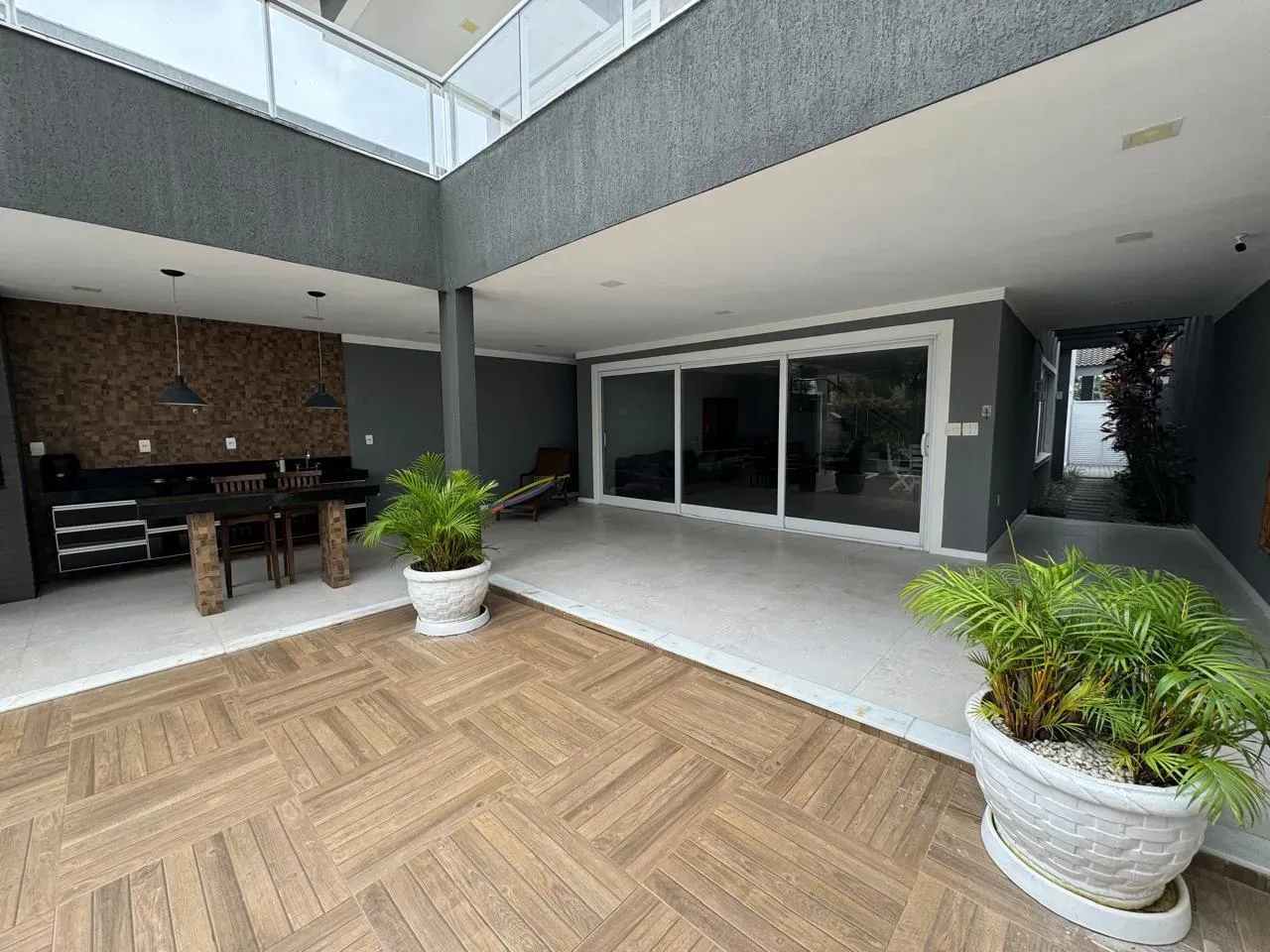 Furnished 420 m² home with gas open-plan kitchen — photo 7