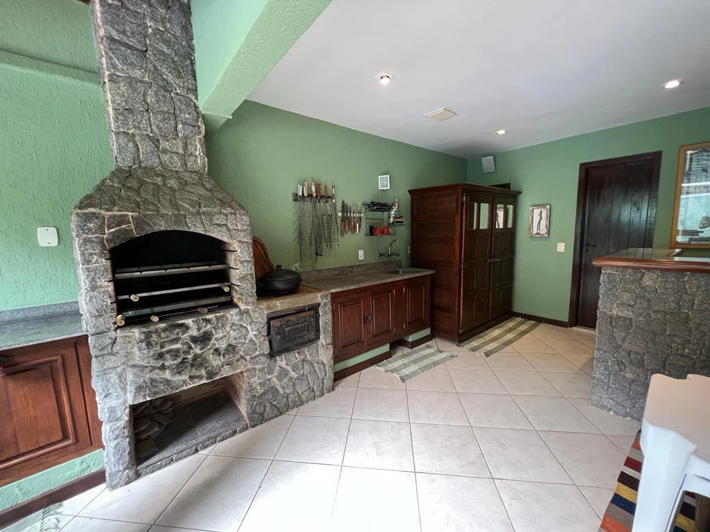 Furnished 505 m² house with 4 bedrooms and balcony grill — photo 2