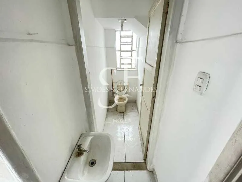 Casa com 4 quartos, 3 banheiros e 4 vagas — photo 25
