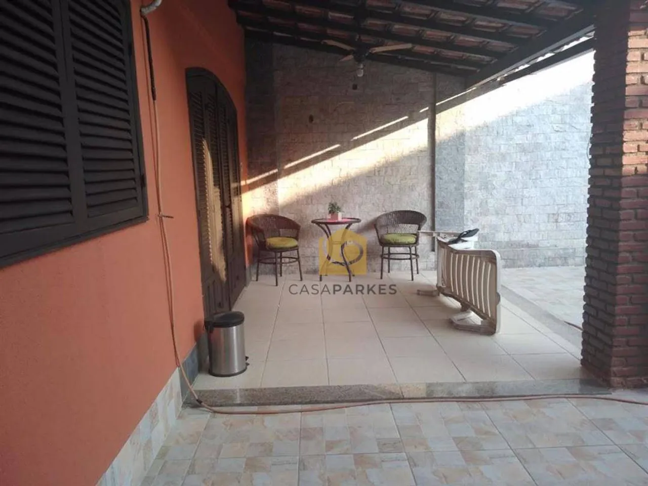 Casa mobiliada com varanda, 3 dormitórios e 290 m² — photo 15