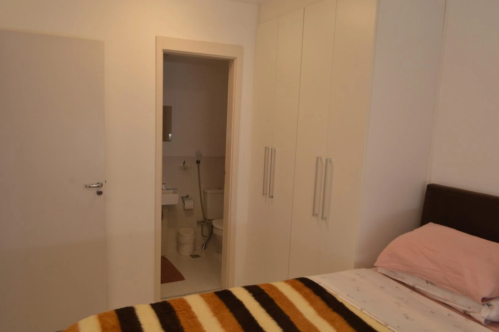 2-bedroom apartment with a home office — photo 18