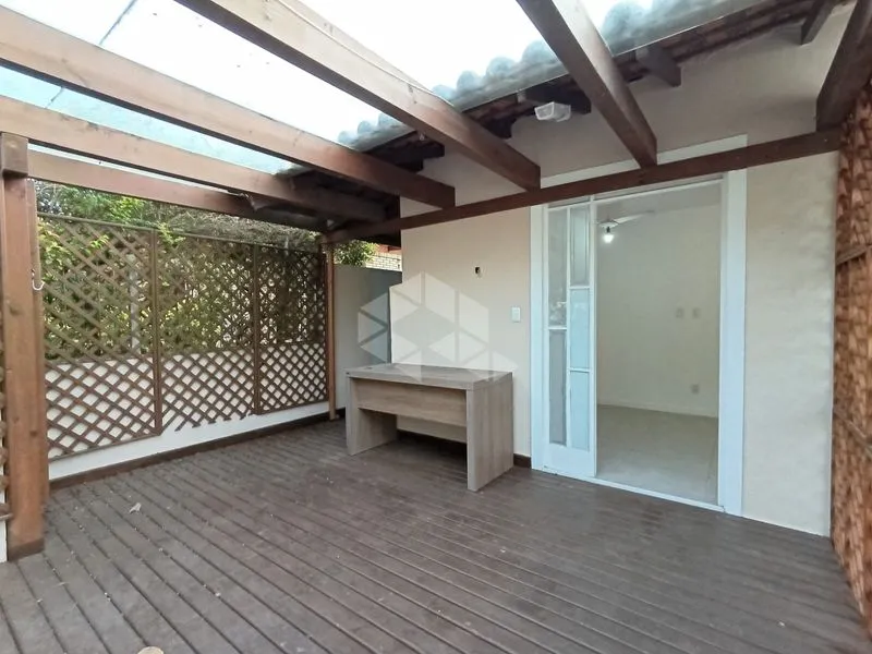 Furnished 1-bedroom house with open-plan kitchen — photo 18