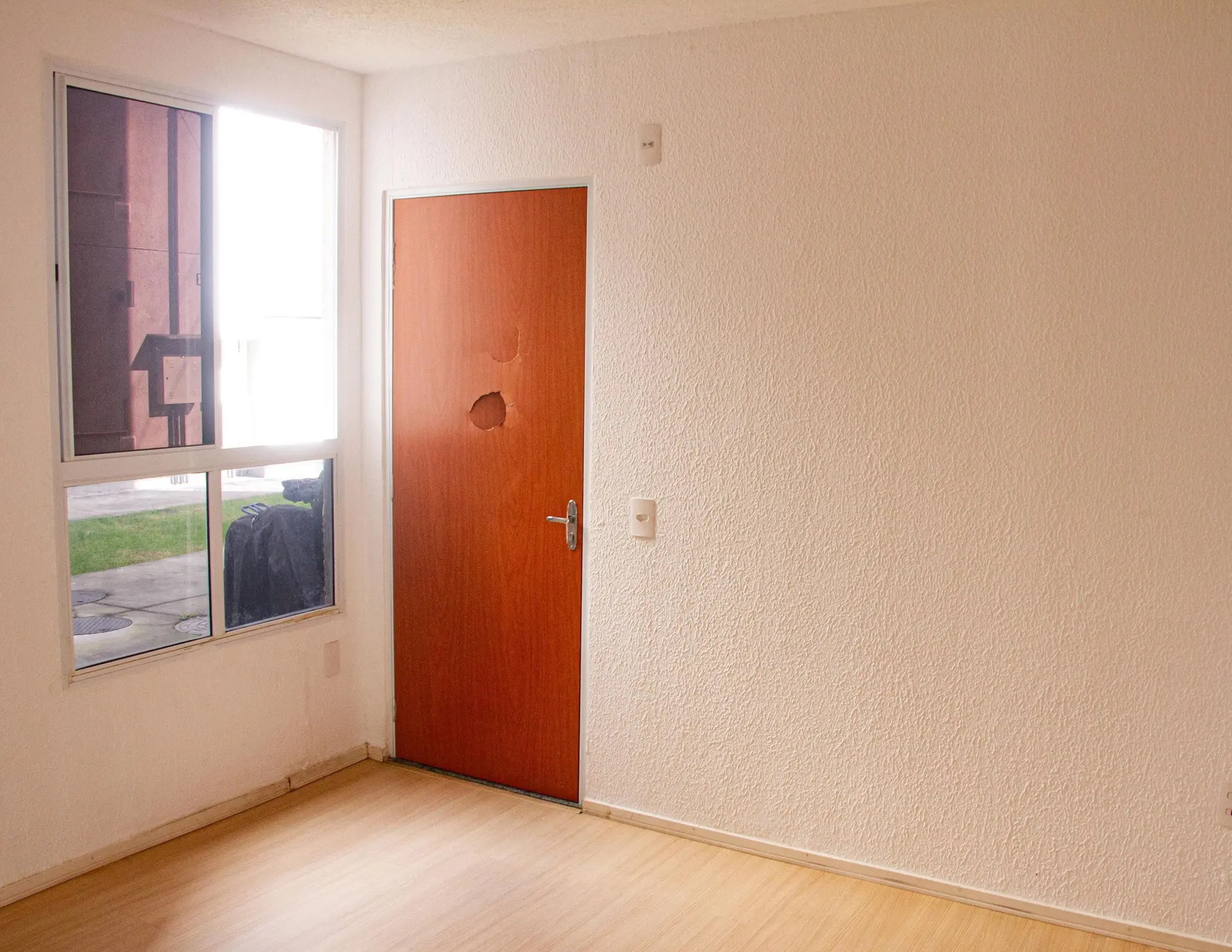 Unfurnished 2-bedroom apartment with 1 bathroom and 1 parking — photo 2