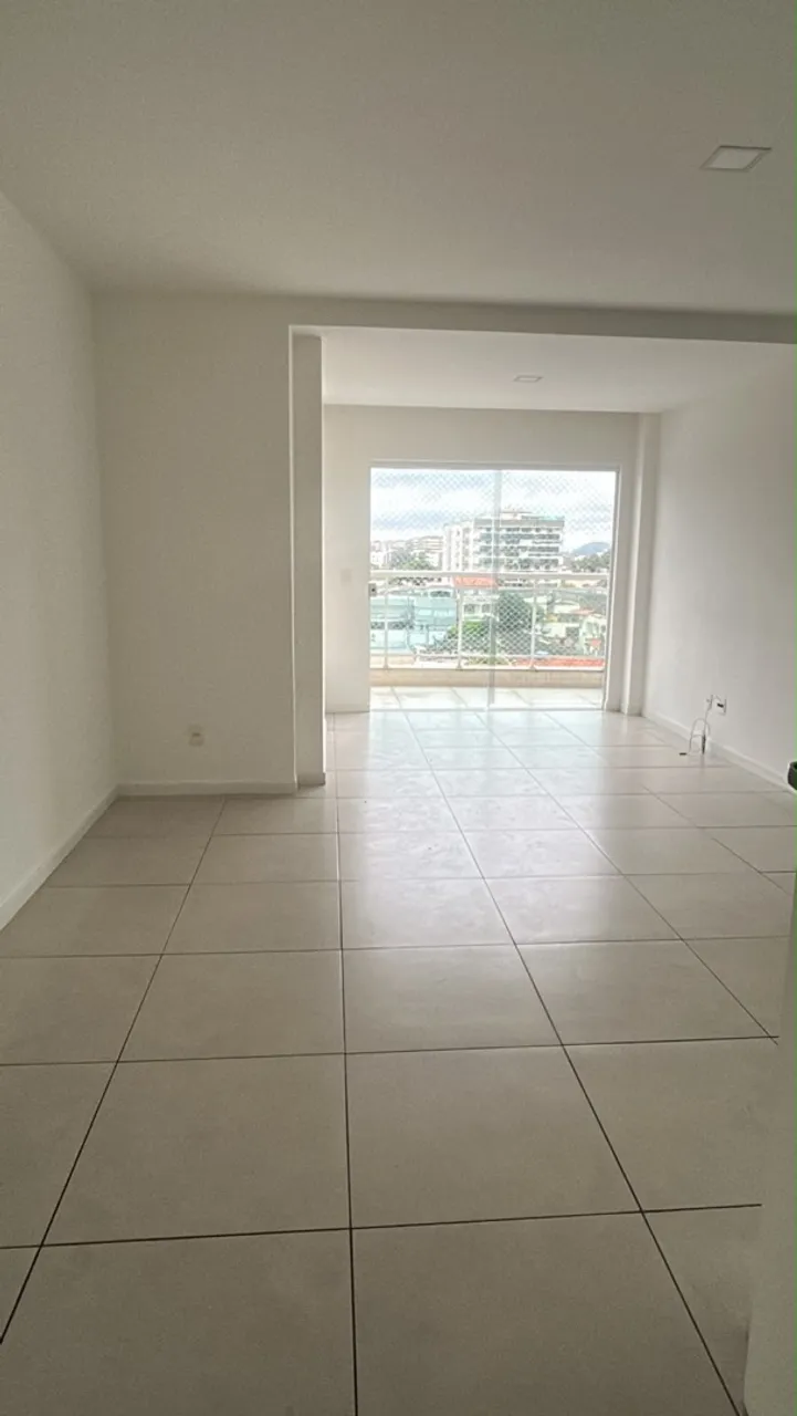 Apartamento de 2 quartos em condomínio com piscina — photo 6