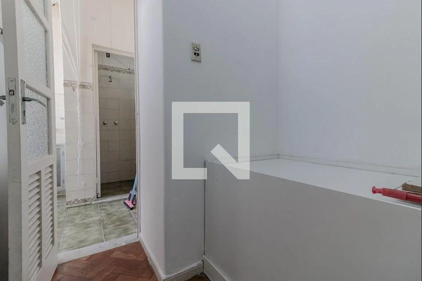 Rental apartment with 3 bedrooms, 160 m² and balcony — photo 41