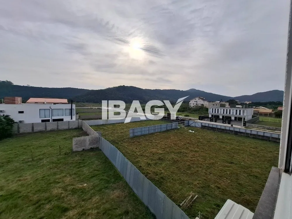 Меблированная квартира 48 м²: 1 спальня и парковка — photo 37