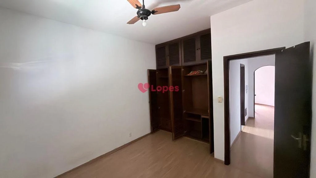 Casa de 450 m² com 3 quartos e fogão a gás — photo 37