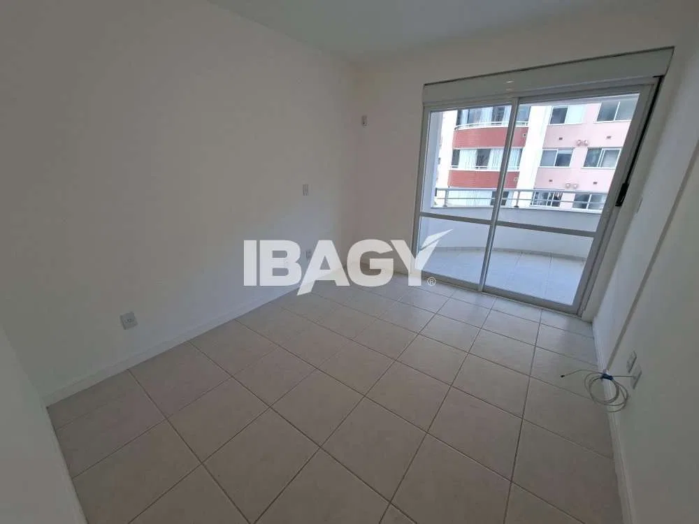90 m² apartment with 2 bedrooms and 1 parking space — photo 18