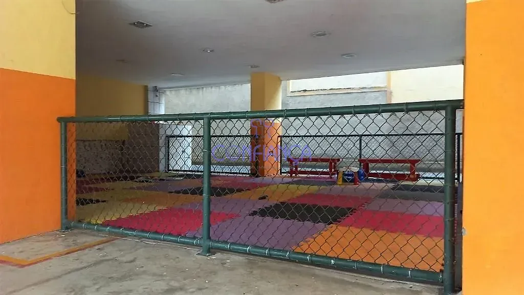 Apartamento com 2 dormitórios e mesa de trabalho — photo 21