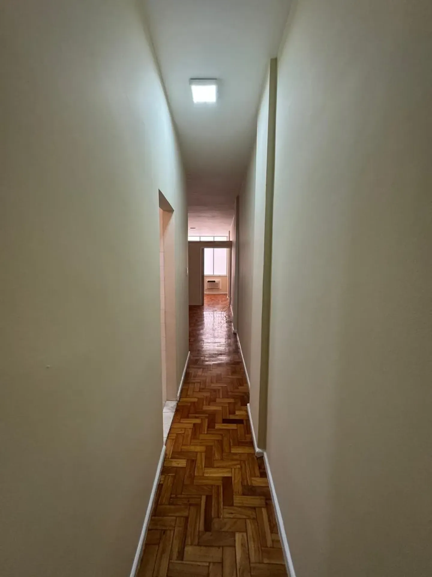 Apartment on the 5th floor with wood or laminate floors — photo 14