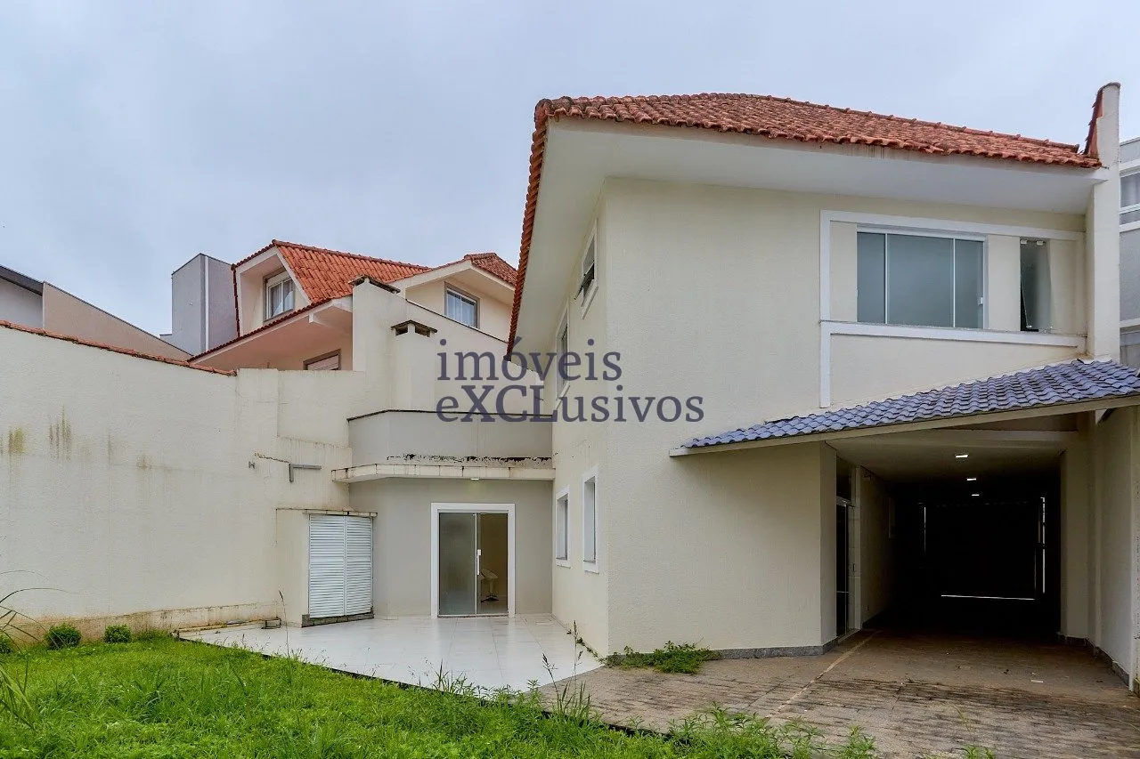 House with 3 en-suite bedrooms and 500 m², 3 parking — photo 62