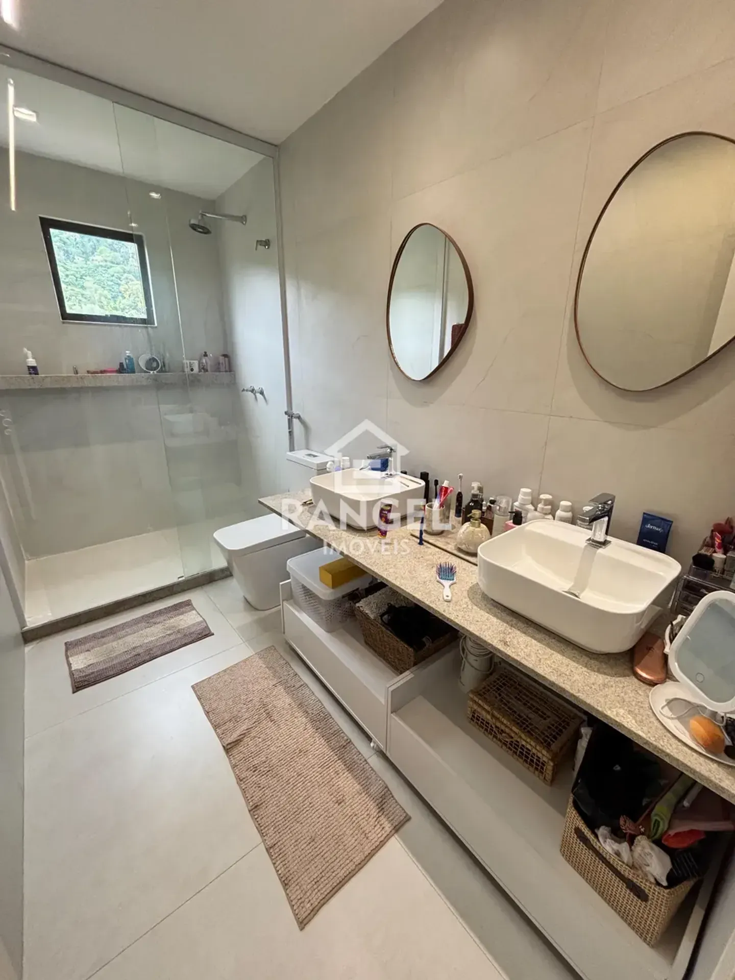 Casa em condomínio fechado com 4 quartos e 5 banheiros — photo 30