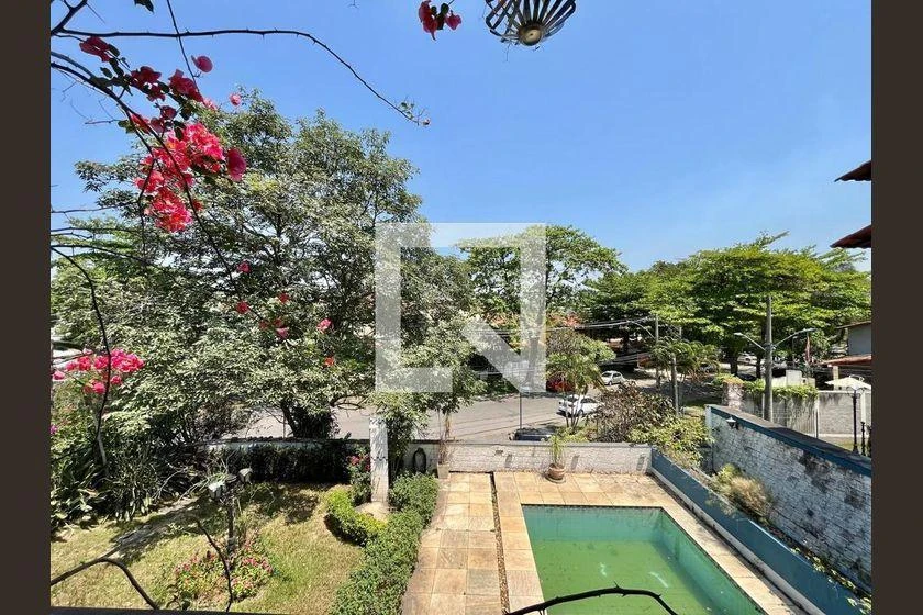 Casa de 300 m² com 4 quartos e 2 vagas — photo 6