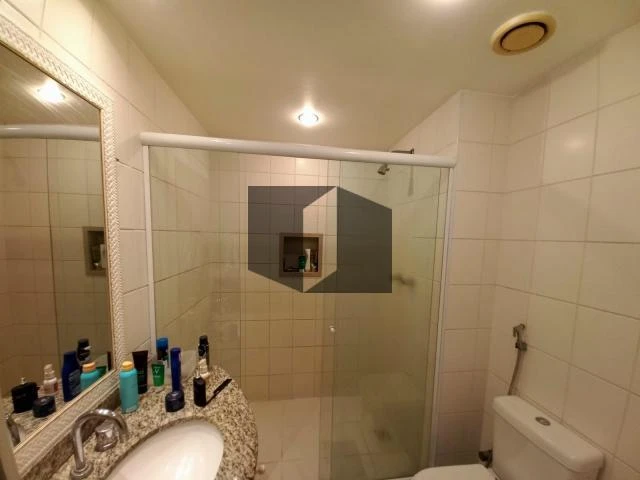 Furnished apartment with open-plan kitchen and 3 bedrooms — photo 21