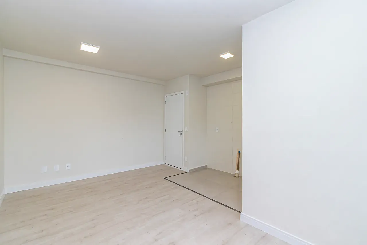 Apartment on the 3rd floor with a park view — photo 34