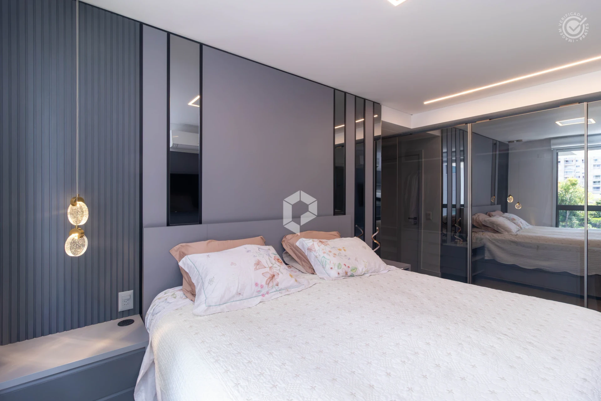 Furnished apartment, 95 m², with a washing machine — photo 13