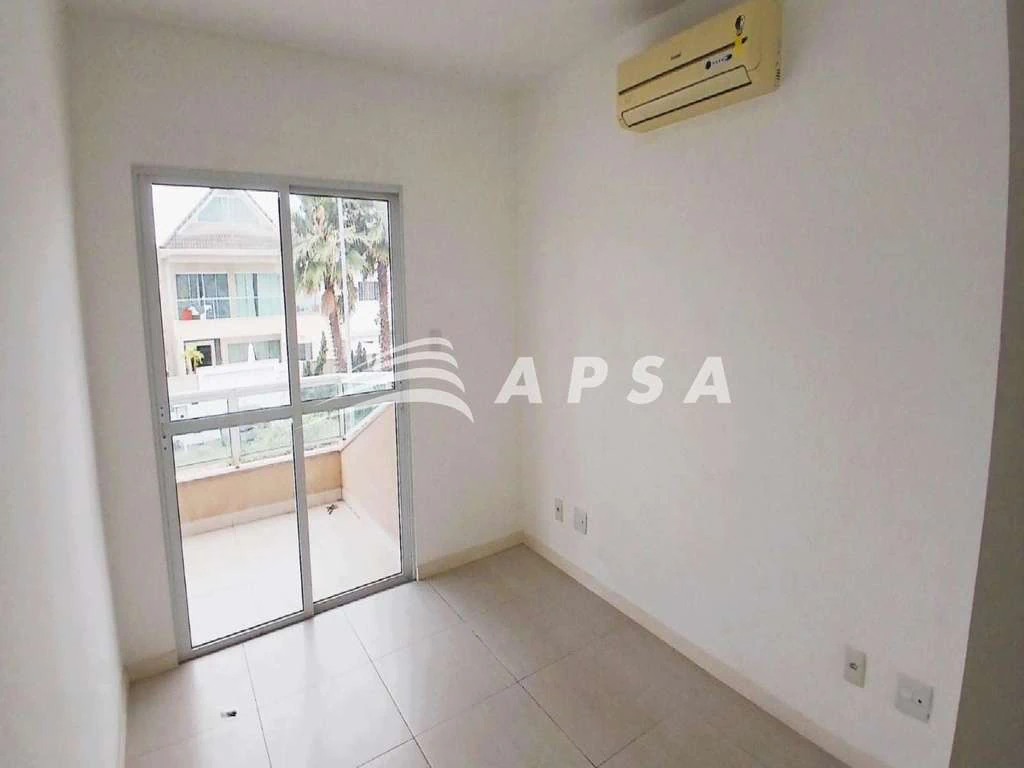 300 m² house with 4 en-suite bedrooms and private BBQ — photo 16