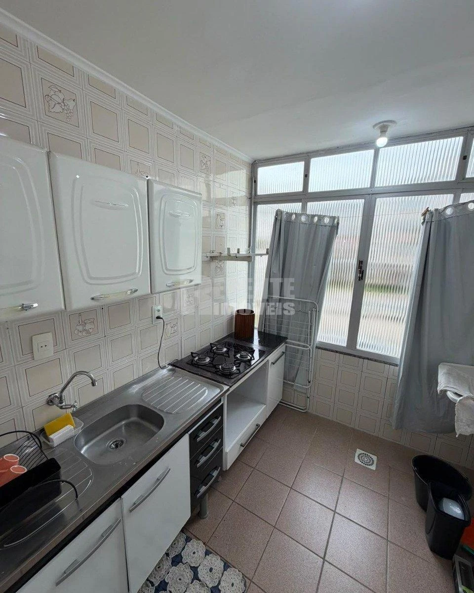 One-bedroom apartment with a home office in Florianópolis