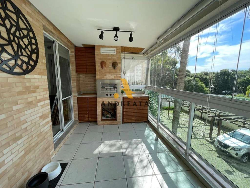 Furnished 3-bedroom apartment with a balcony grill — photo 5