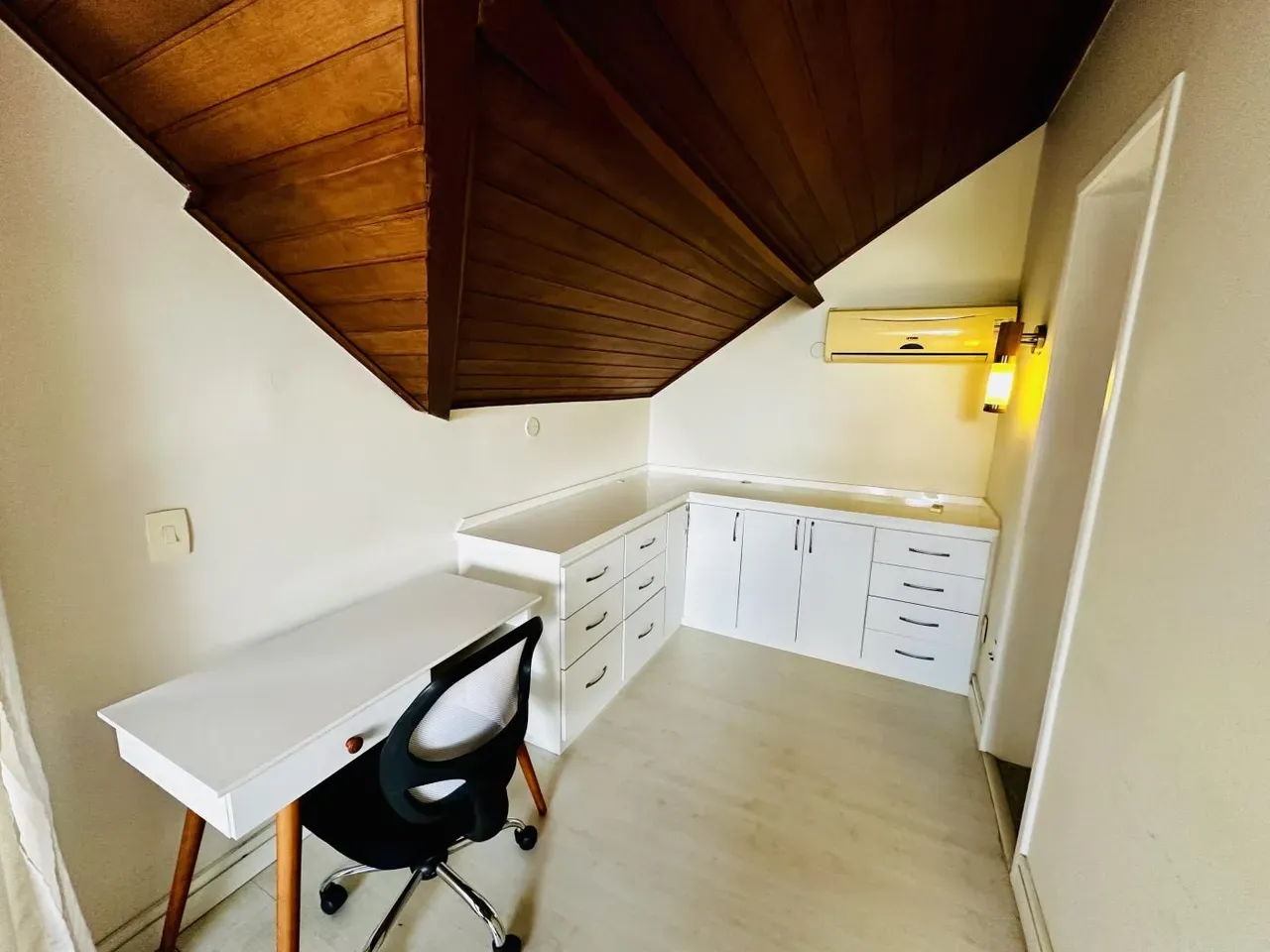 Furnished house, 250 m², with a grill on the balcony — photo 26