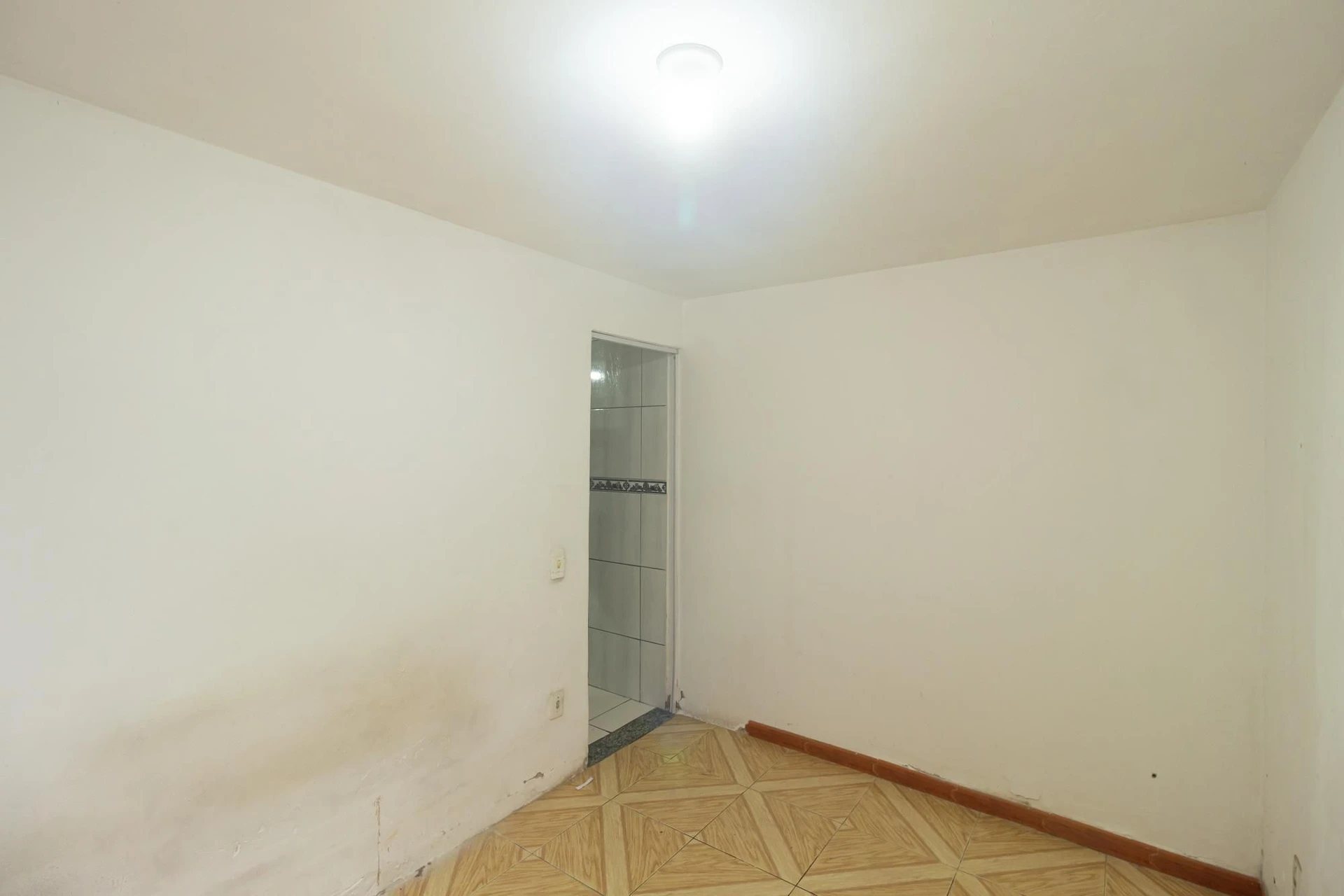 House for rent with 1 bedroom, separate kitchen and balcony — photo 15
