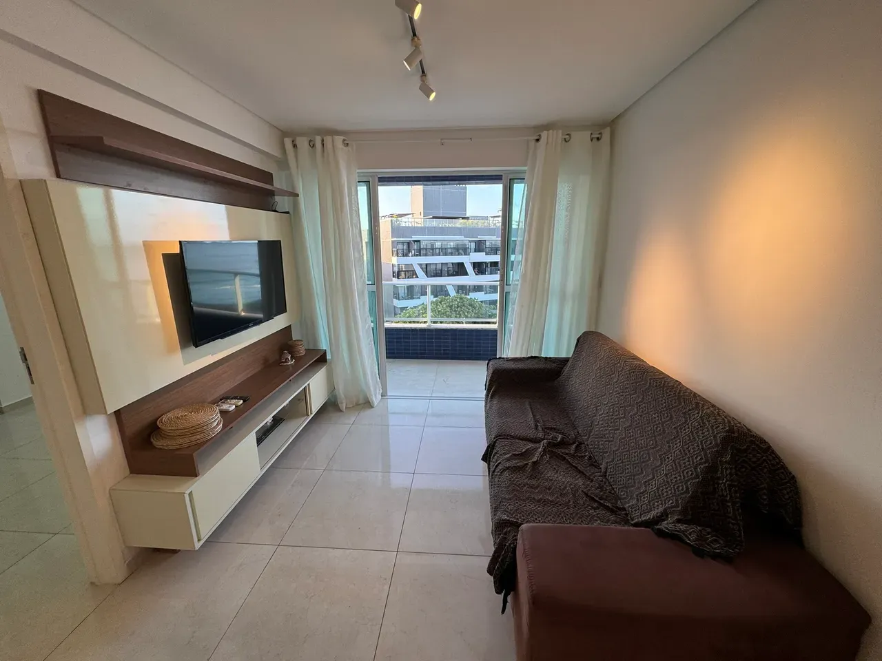 2-bedroom apartment with a washing machine — photo 6