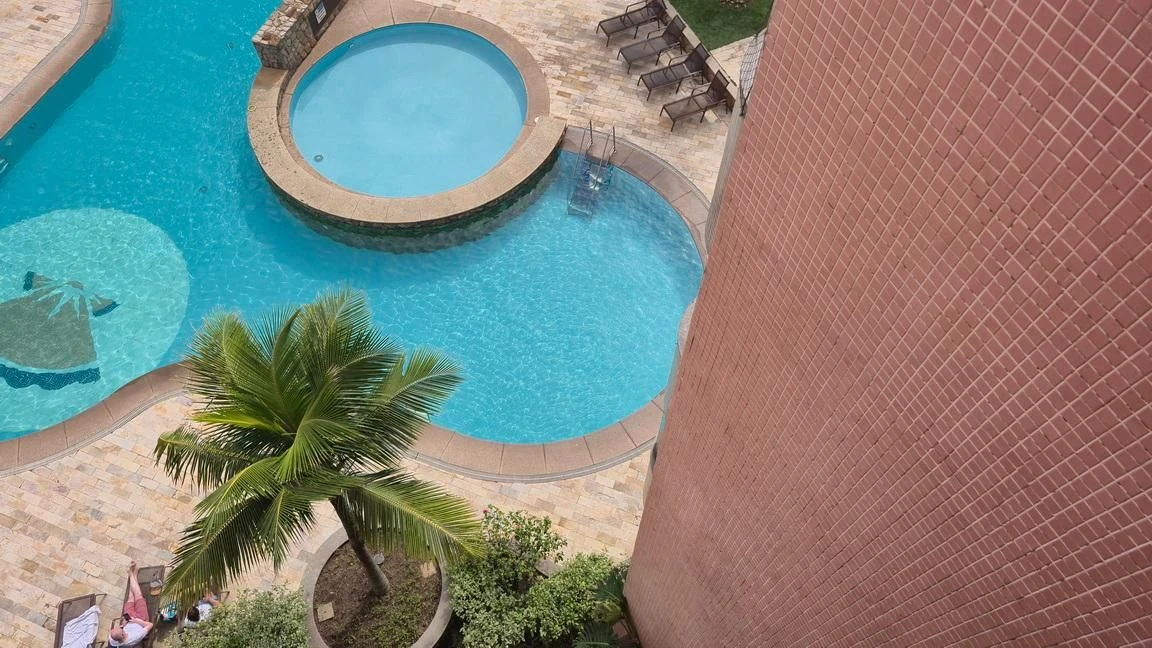 Furnished apartment, 66 m², with floor-to-ceiling windows — photo 19