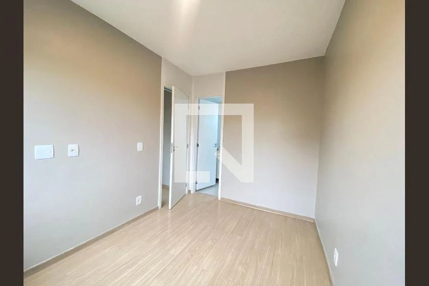 2-bedroom apartment in a building with a gym — photo 10