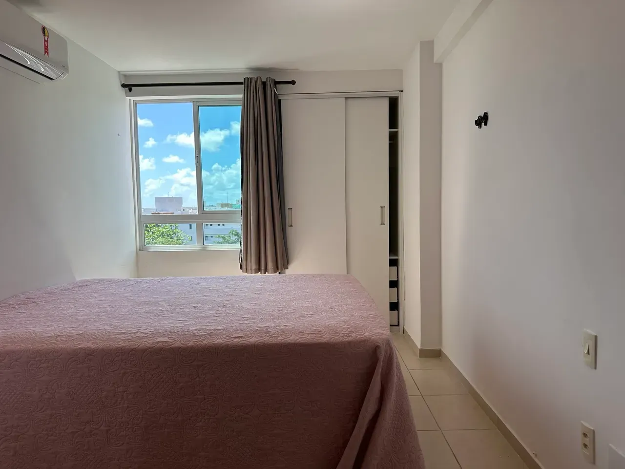 Furnished apartment, 60 m², with a water view — photo 6