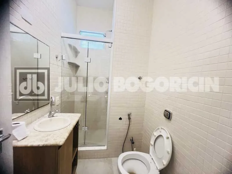 Furnished apartment with 2 bedrooms and 3 bathrooms — photo 11