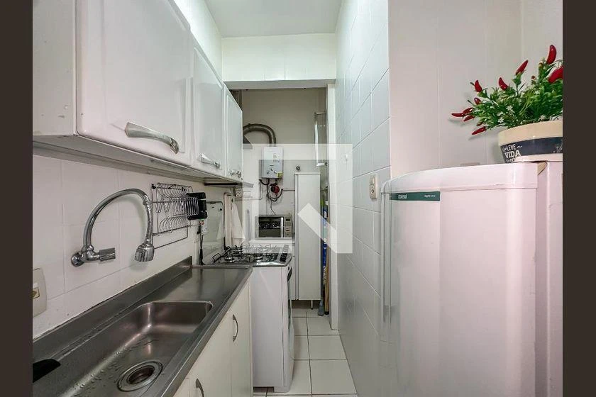 Робоче місце та 1 спальня: квартира 37 м² — photo 10