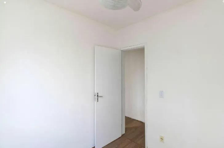 Apartamento, 50 m², com piso de madeira ou laminado — photo 17