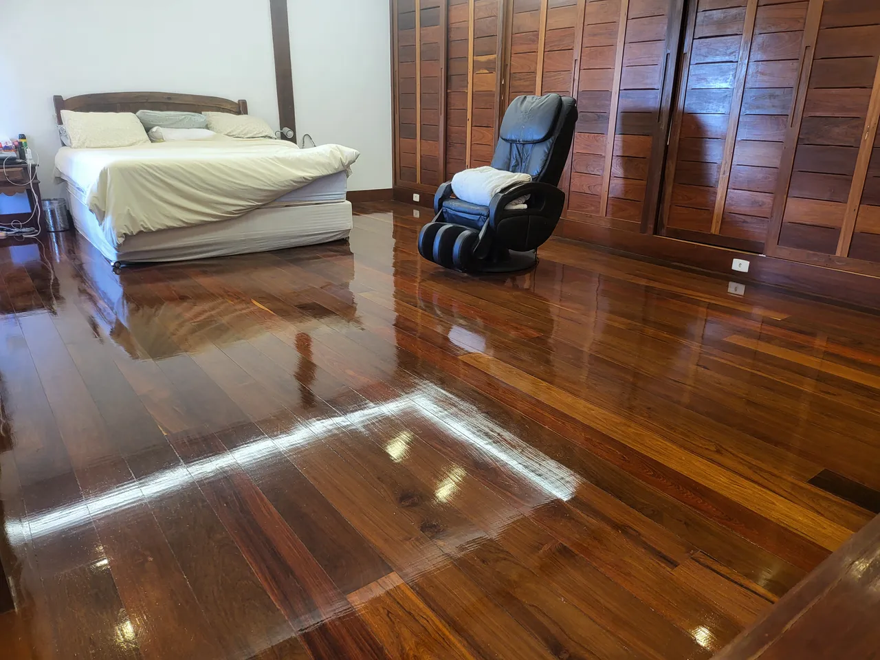 Casa mobiliada com 5 quartos e 5 suítes e varanda — photo 17