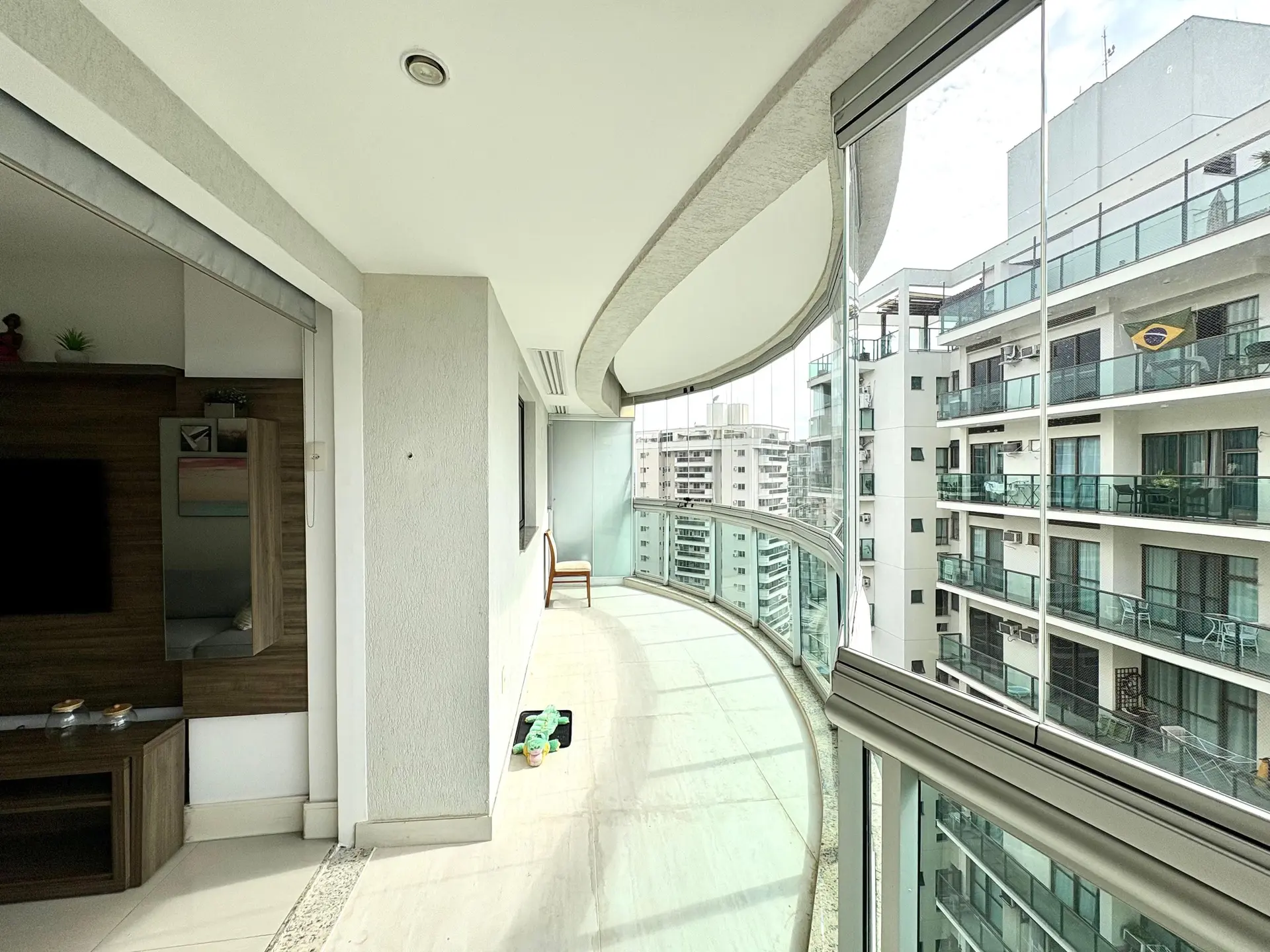 2-bedroom apartment with floor-to-ceiling windows — photo 12