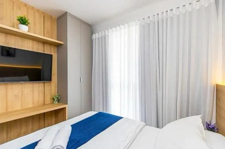 One-bedroom apartment in a building with a coworking space — photo 4