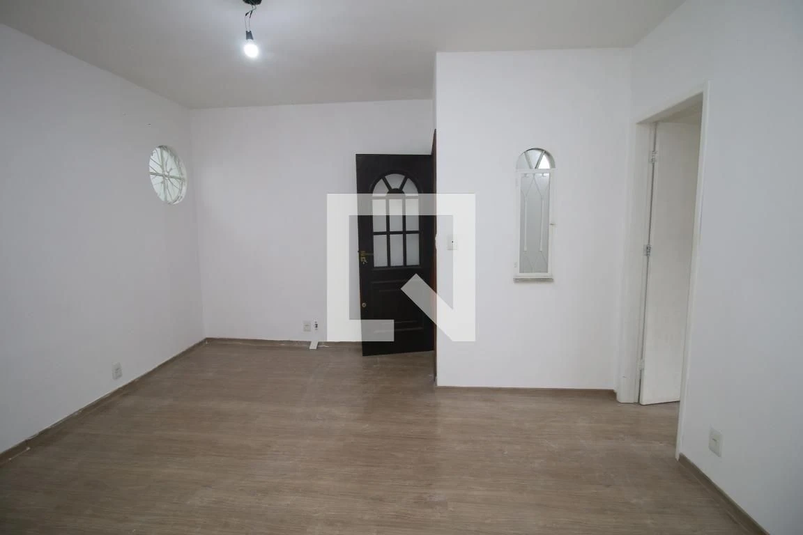 Дерев'яна підлога або ламінат та 2 спальні: будинок 85 м² — photo 16