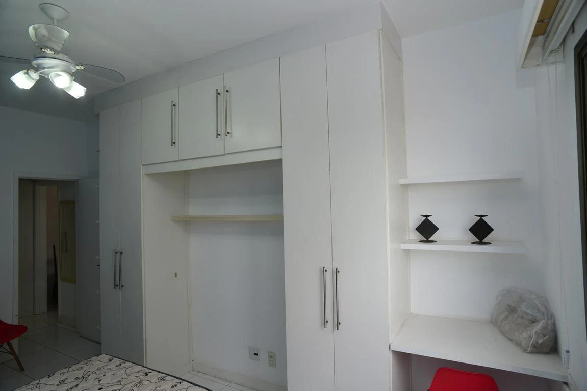 Furnished apartment, 66 m², with floor-to-ceiling windows — photo 5