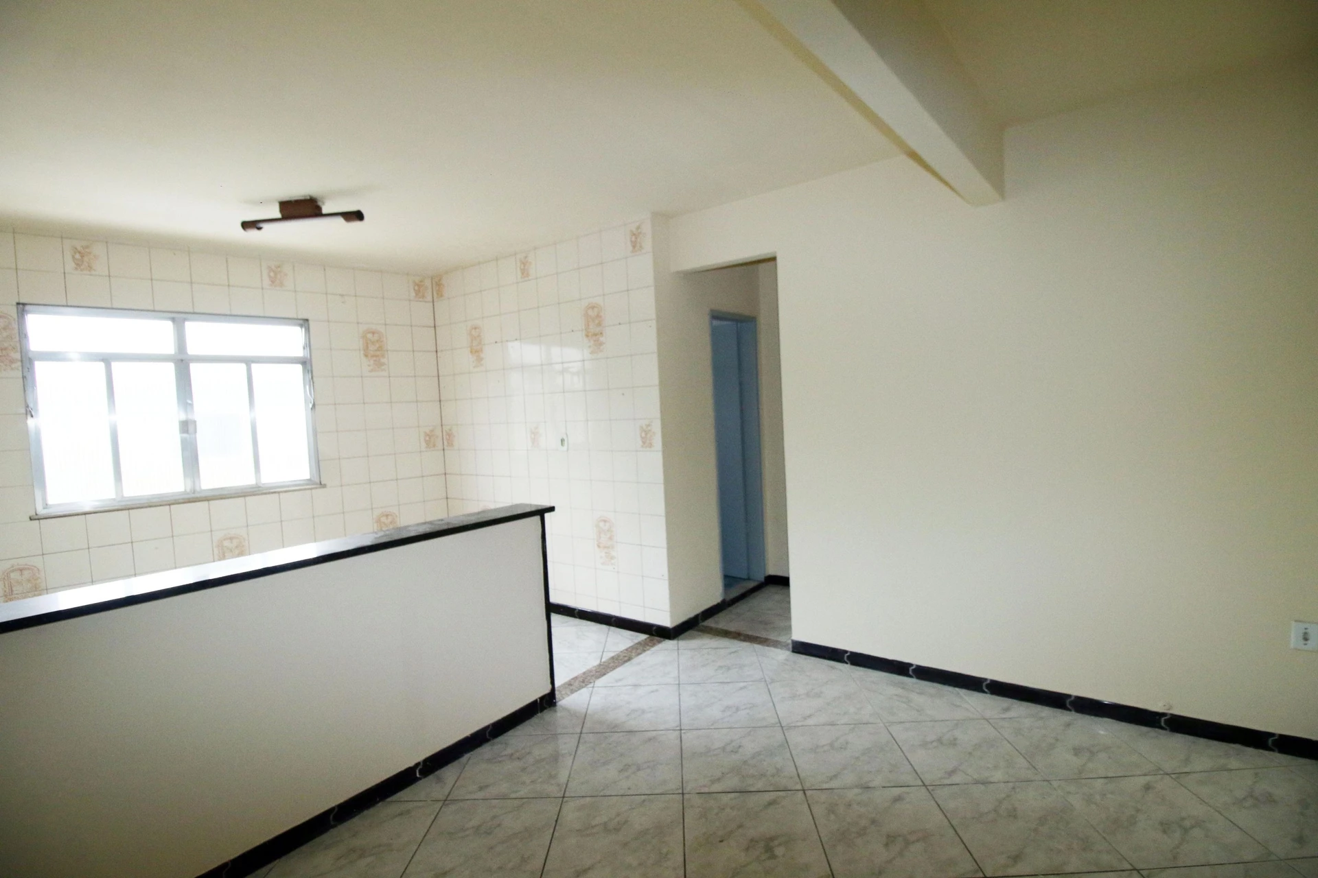 Apartamento para alugar com 3 quartos e mini cozinha