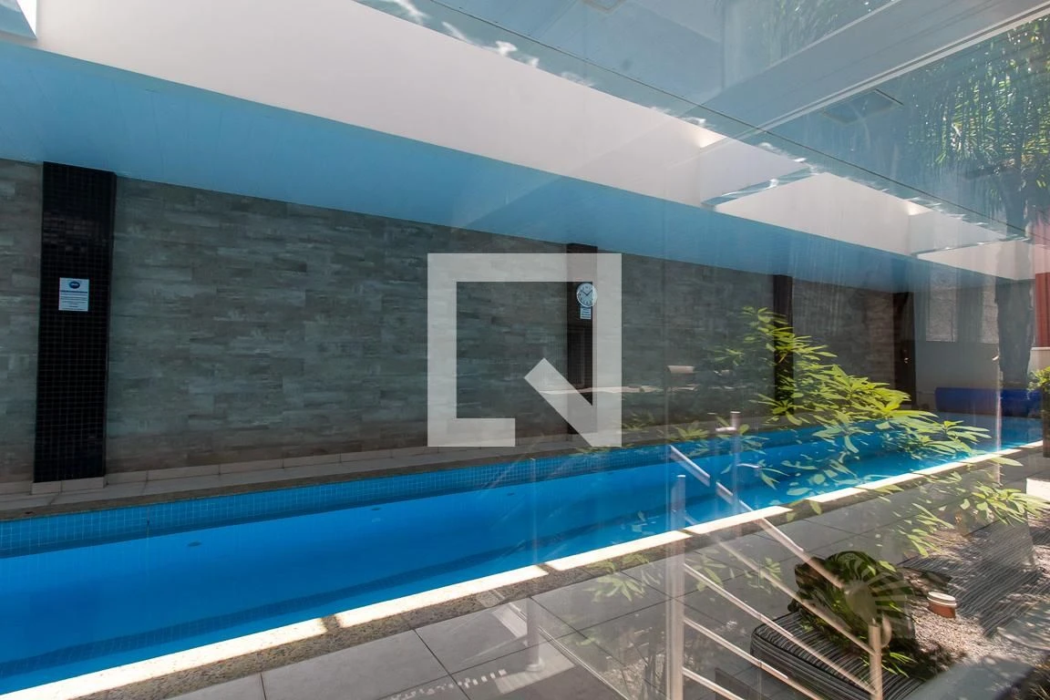 2-bedroom apartment with a grill on the balcony in Curitiba — photo 8